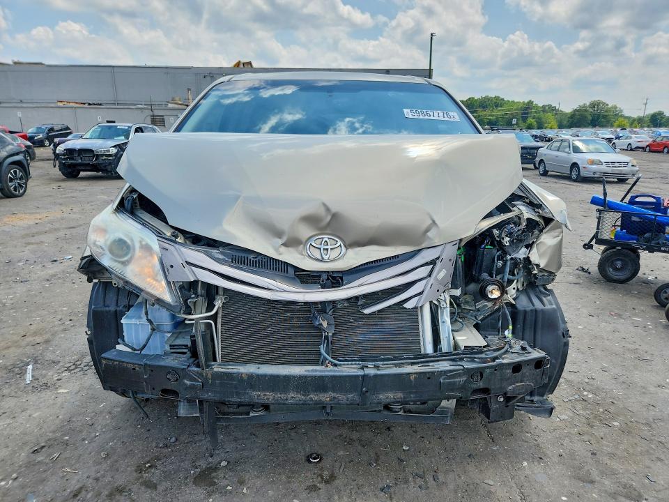 Продажа на аукционе авто 2017 Toyota Sienna, vin: 5TDYZ3DC3HS858313, номер лота: 59867776