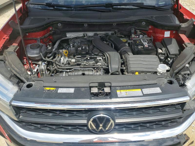 60849586 :رقم المزاد ، 3VVYX7B23NM095391 vin ، 2022 Volkswagen Taos مزاد بيع