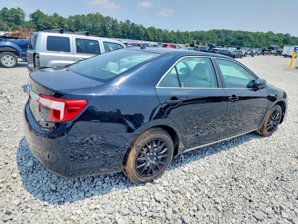 2013 Toyota Camry Hybrid მანქანა იყიდება აუქციონზე, vin: 4T1BD1FK4DU069134, აუქციონის ნომერი: 62709686