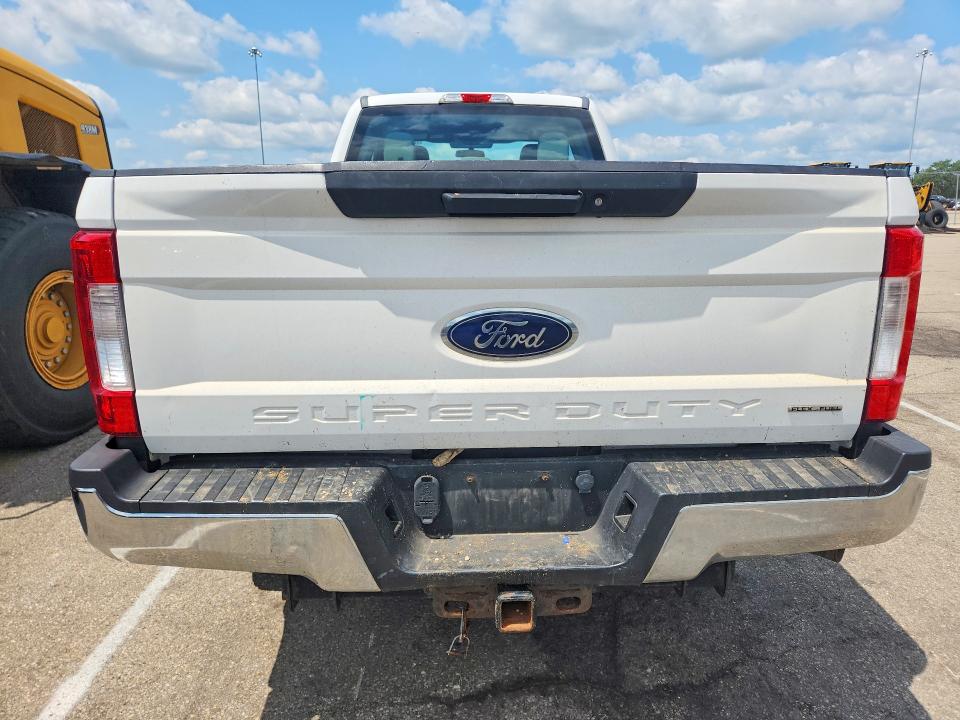 2017 Ford F250 მანქანა იყიდება აუქციონზე, vin: 1FT7X2B64HEC89325, აუქციონის ნომერი: 63333286