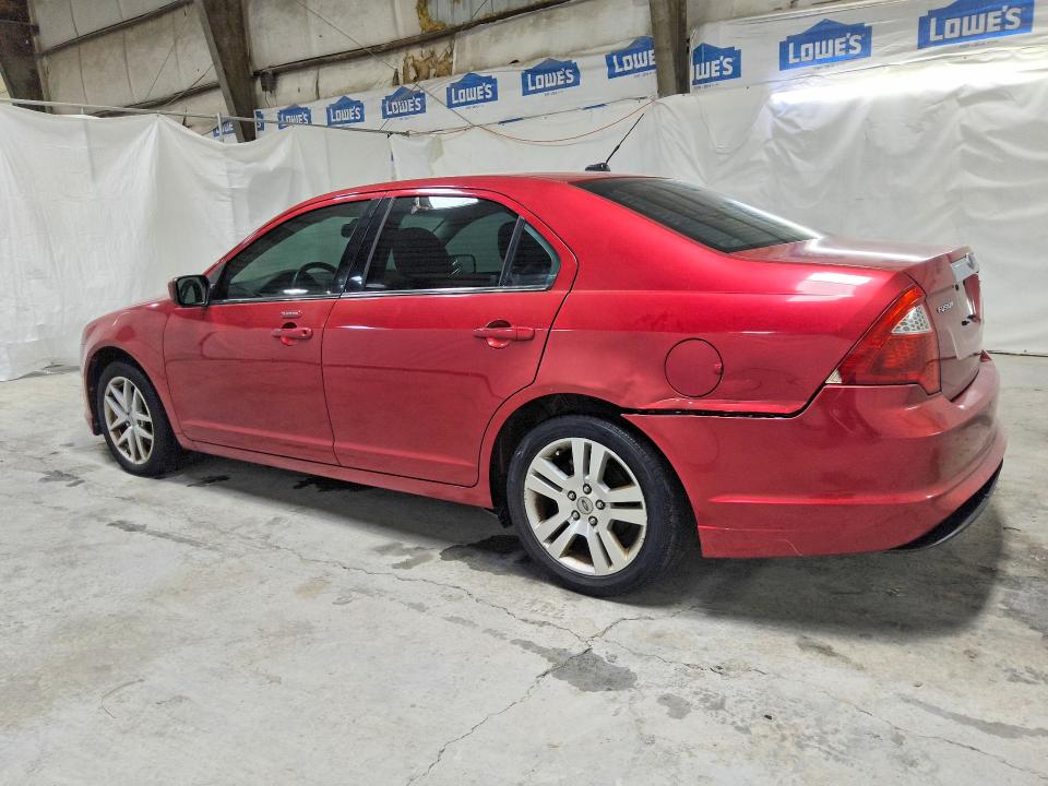 60390706 :رقم المزاد ، 3FAHP0JA2AR381203 vin ، 2010 Ford Fusion مزاد بيع