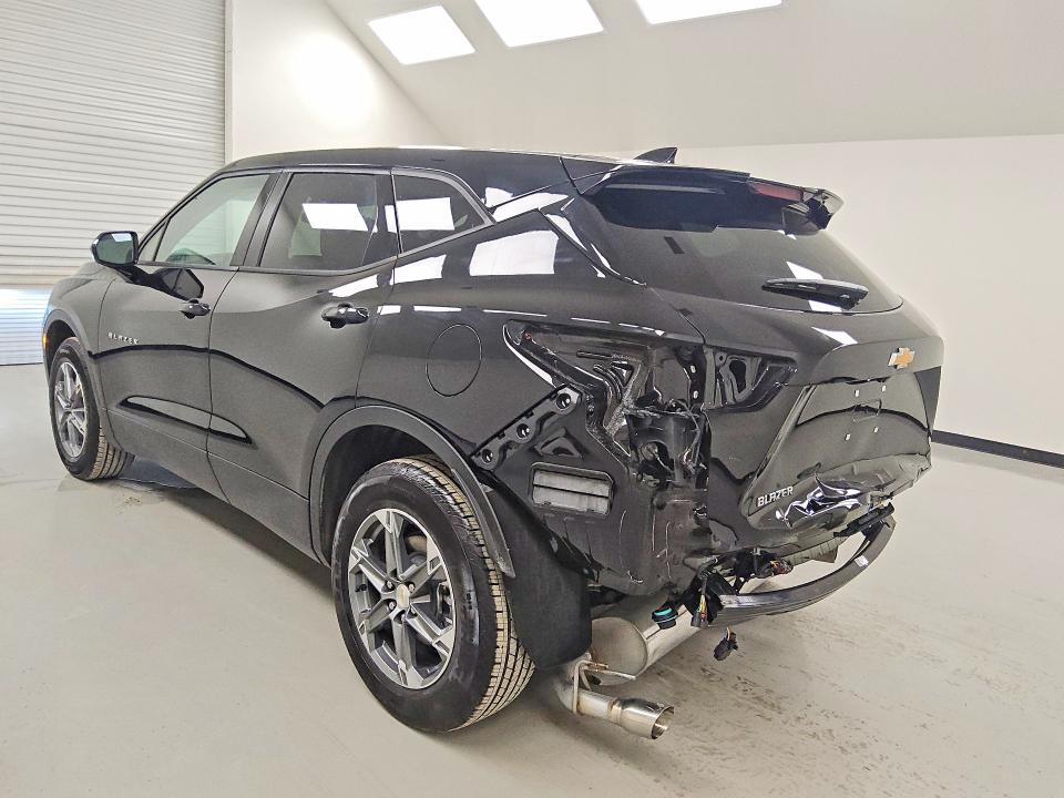 Продажа на аукционе авто 2026 Chevrolet Blazer, vin: 3GNKBCR45TS153813, номер лота: 61582696