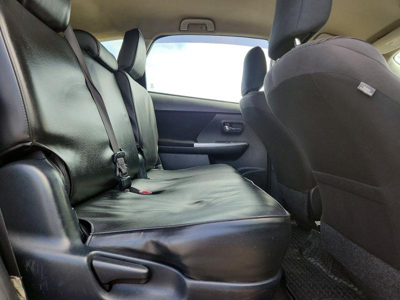 62539926 :رقم المزاد ، JTDZN3EU7GJ044572 vin ، 2016 Toyt Prius V مزاد بيع