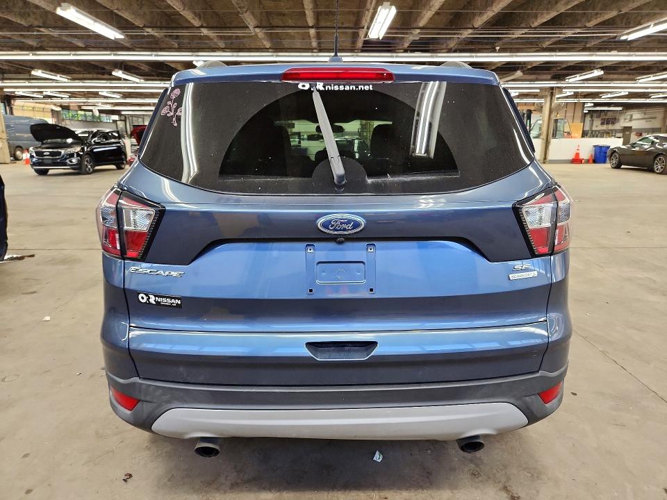 Продаж на аукціоні авто 2018 Ford Escape, vin: 1FMCU0GD8JUA03857, номер лоту: 61370286