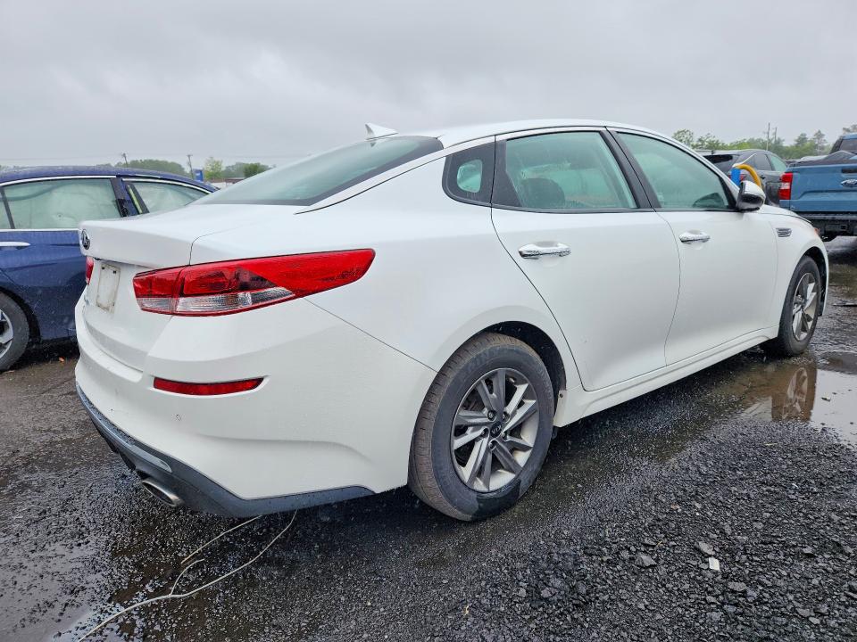 2019 Kia Optima მანქანა იყიდება აუქციონზე, vin: 5XXGT4L32KG278838, აუქციონის ნომერი: 59198466