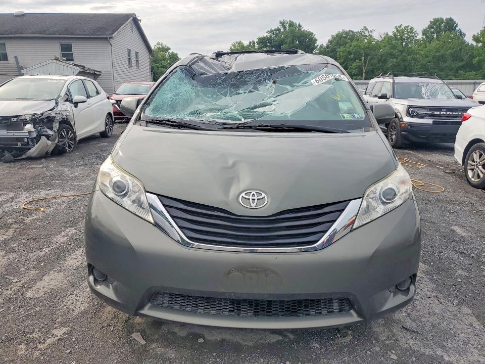Продаж на аукціоні авто 2013 Toyota Sienna, vin: 5TDKK3DCXDS306506, номер лоту: 60587956