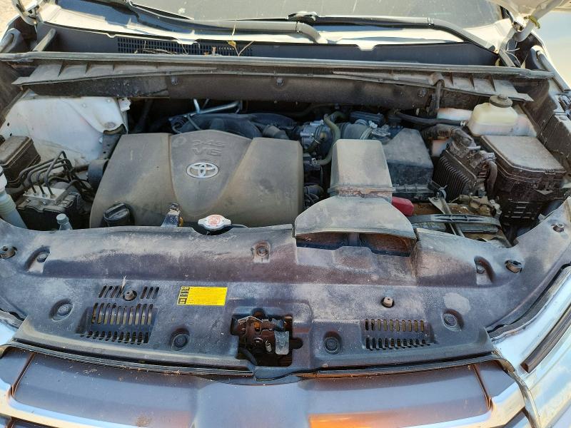 2018 Toyota Highlander მანქანა იყიდება აუქციონზე, vin: 5TDJZRFH6JS909418, აუქციონის ნომერი: 61345856