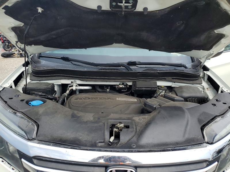 Продажа на аукционе авто 2018 Honda Pilot, vin: 5FNYF5H51JB016452, номер лота: 62780316