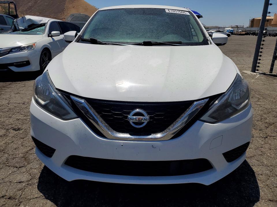 Продажа на аукционе авто 2018 Nissan Sentra, vin: 3N1AB7AP9JL624096, номер лота: 61057666