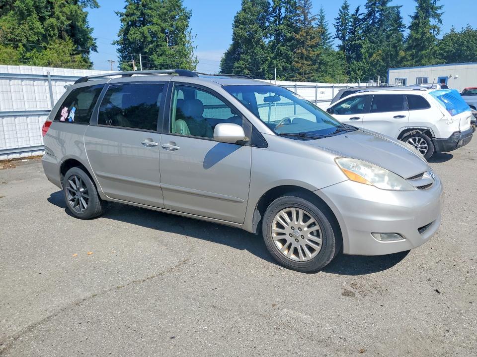 Продаж на аукціоні авто 2007 Toyota Sienna, vin: 5TDBK22C27S007108, номер лоту: 61995026