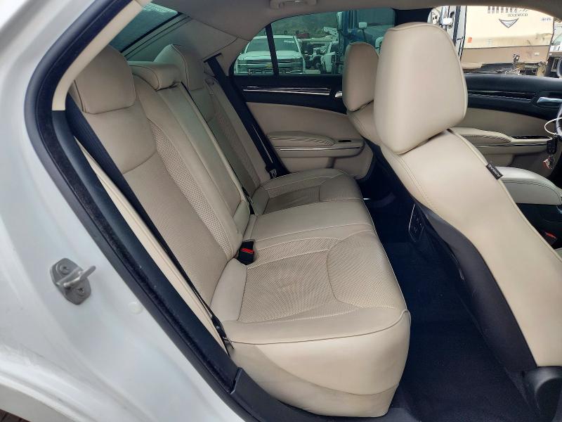 Продажа на аукционе авто 2015 Chrysler 300c, vin: 2C3CCAEGXFH766147, номер лота: 59652646