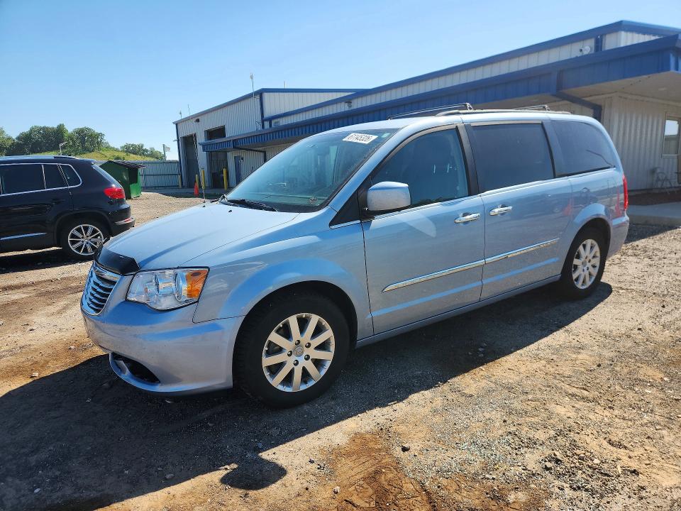 61145326 :رقم المزاد ، 2C4RC1BG0GR200083 vin ، 2016 Chrysler Town & Country مزاد بيع