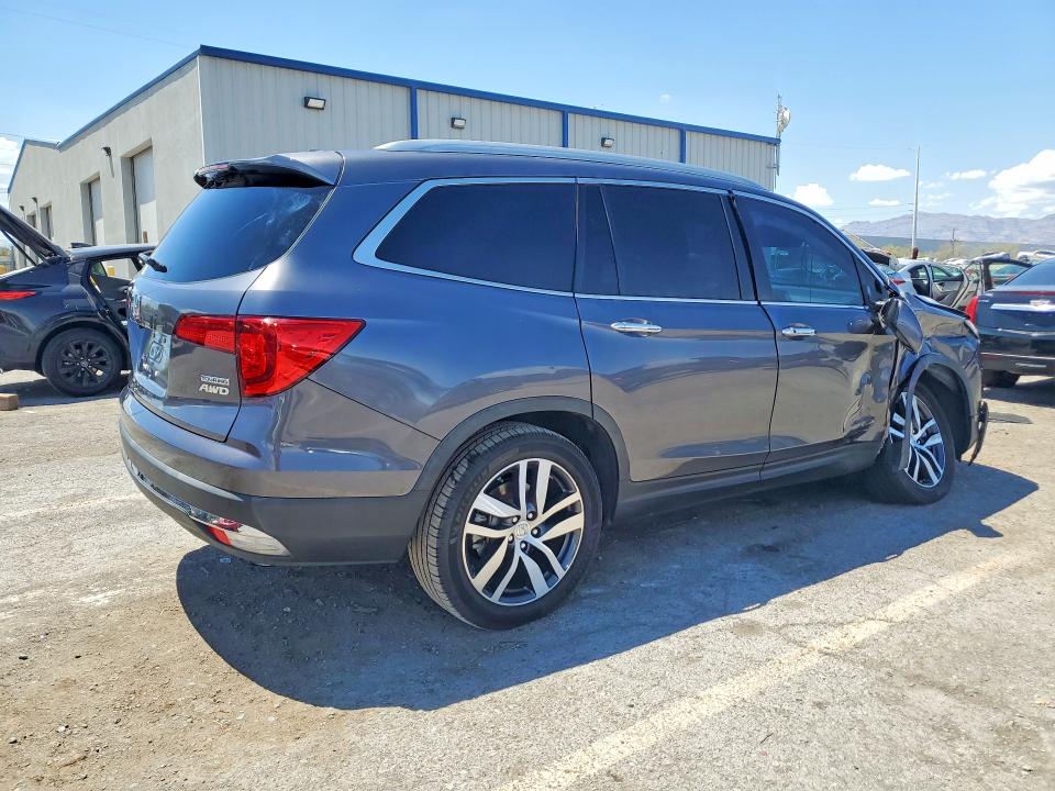 60593726 :رقم المزاد ، 5FNYF6H96JB051772 vin ، 2018 Honda Pilot مزاد بيع