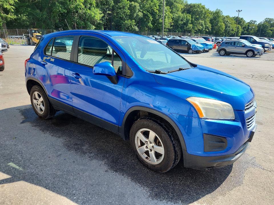 61890436 :رقم المزاد ، KL7CJPSB5FB136202 vin ، 2015 Chevrolet Trax مزاد بيع