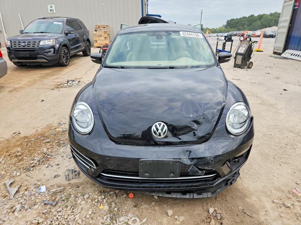 2018 Volkswagen Beetle მანქანა იყიდება აუქციონზე, vin: 3VWJD7AT2JM714766, აუქციონის ნომერი: 62444156
