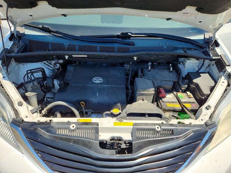 Продаж на аукціоні авто 2011 Toyota Sienna, vin: 5TDKK3DCXBS110627, номер лоту: 62353106