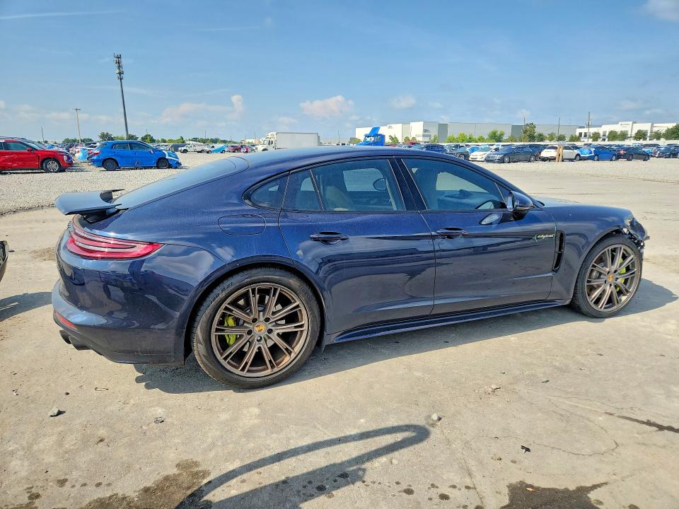 2018 Porsche Panamera მანქანა იყიდება აუქციონზე, vin: WP0AE2A72JL174570, აუქციონის ნომერი: 62631706
