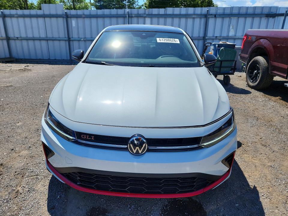 Продажа на аукционе авто 2026 Volkswagen Jetta, vin: 3VW1M7BU0TM067715, номер лота: 61208626