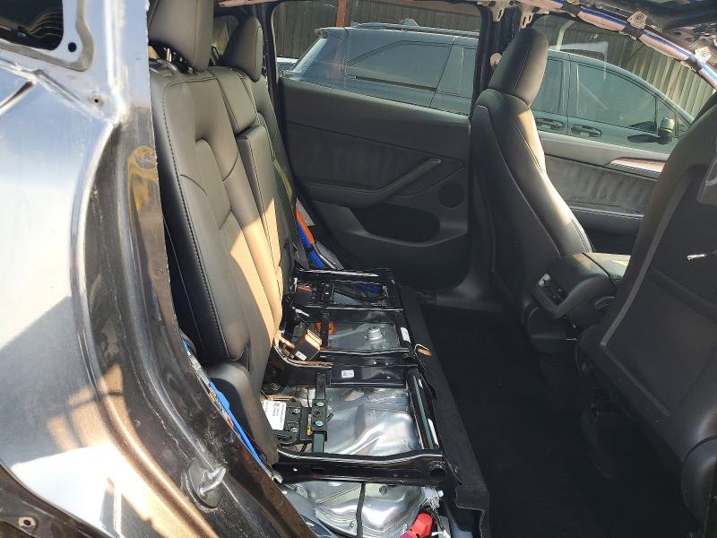 60014826 :رقم المزاد ، 7SAYGDEEXRF195603 vin ، 2024 Tesla Model Y مزاد بيع