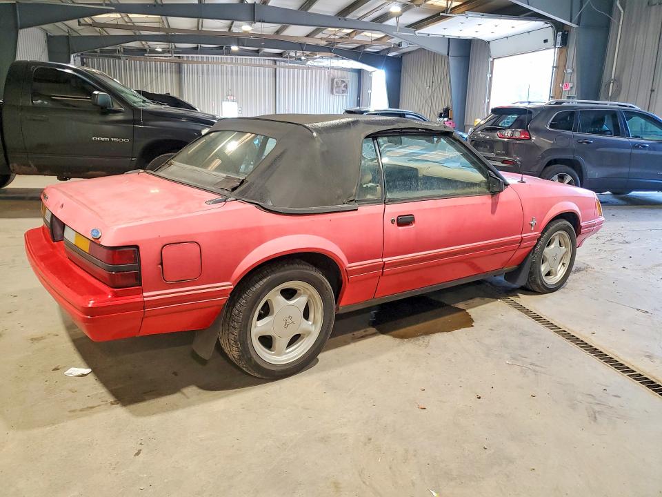60808666 :رقم المزاد ، 1FABP2735EF117972 vin ، 1984 Ford Mustang مزاد بيع