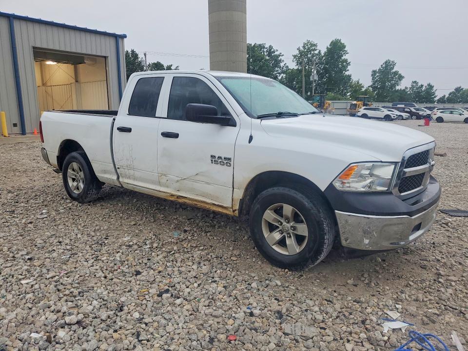 62305416 :رقم المزاد ، 1C6RR6FG0JS324552 vin ، 2018 Ram 1500 مزاد بيع