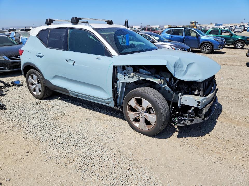 Продажа на аукционе авто 2019 Volvo Xc40, vin: YV4162UK7K2116293, номер лота: 61231016