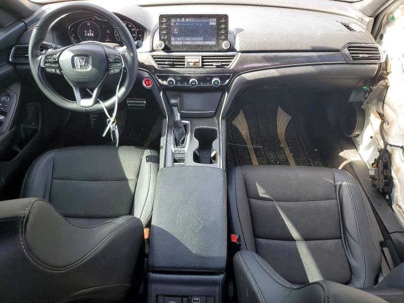 61585706 :رقم المزاد ، 1HGCV1F3XMA063212 vin ، 2021 Honda Accord مزاد بيع