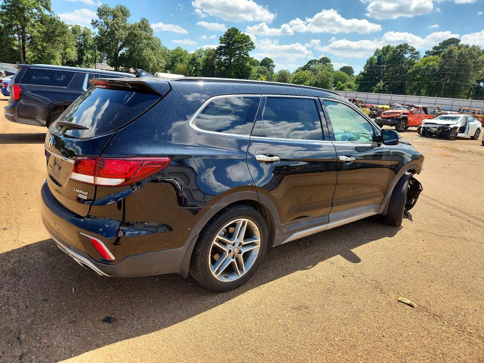 62585246 :رقم المزاد ، KM8SR4HF5HU209023 vin ، 2017 Hyundai Santa Fe مزاد بيع