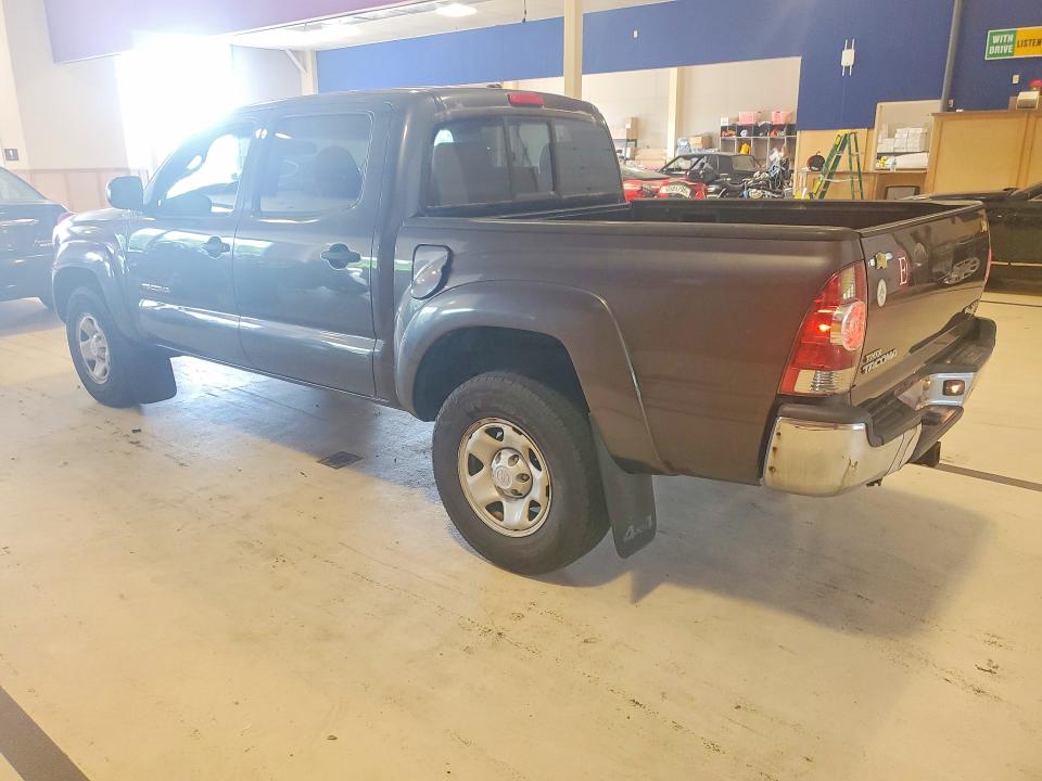2010 Toyota Tacoma მანქანა იყიდება აუქციონზე, vin: 3TMLU4EN7AM055265, აუქციონის ნომერი: 59704026