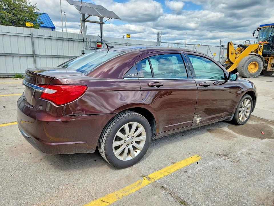 Продажа на аукционе авто 2012 Chrysler 200, vin: 1C3CCBBG8CN283110, номер лота: 62039566