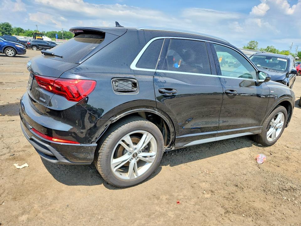 60360916 :رقم المزاد ، WA1DECF3XR1147935 vin ، 2024 Audi Q3 مزاد بيع