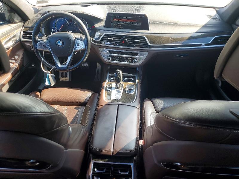 60606156 :رقم المزاد ، WBA7F2C3XHG423411 vin ، 2017 Bmw 750 مزاد بيع