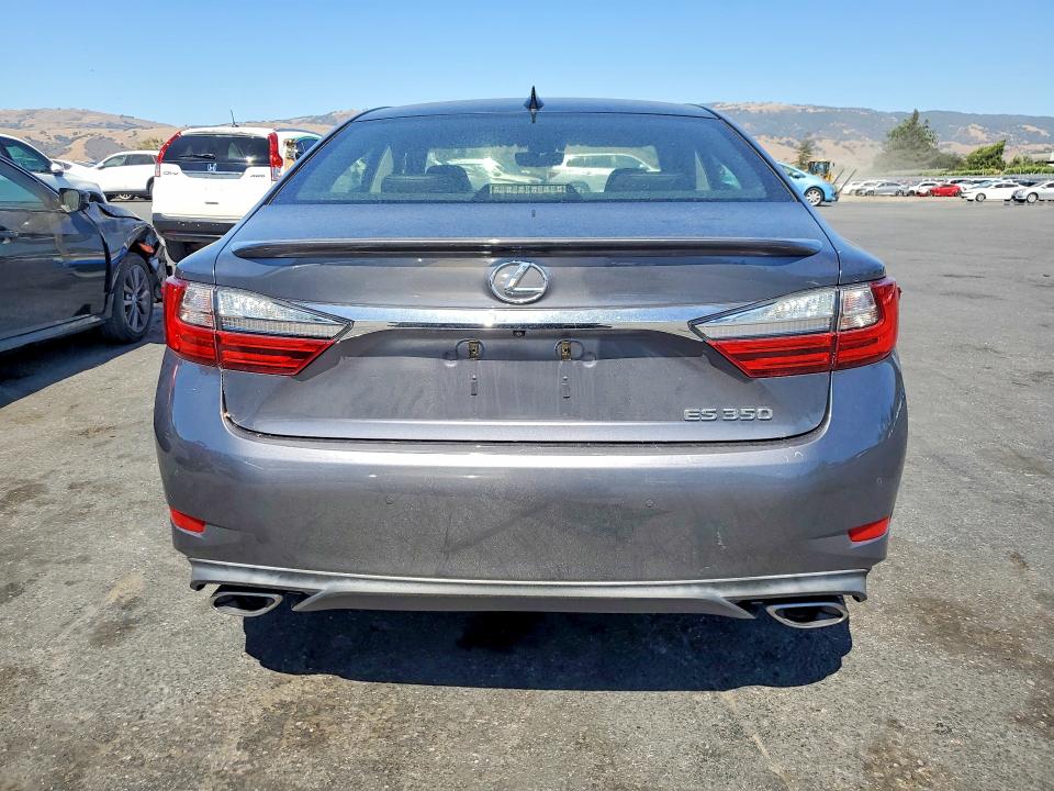 61406706 :رقم المزاد ، JTHBK1GG5H2251168 vin ، 2017 Lexus Es مزاد بيع