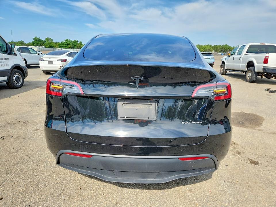 2023 Tesla Model Y მანქანა იყიდება აუქციონზე, vin: 7SAYGDEE8PA100580, აუქციონის ნომერი: 59691456