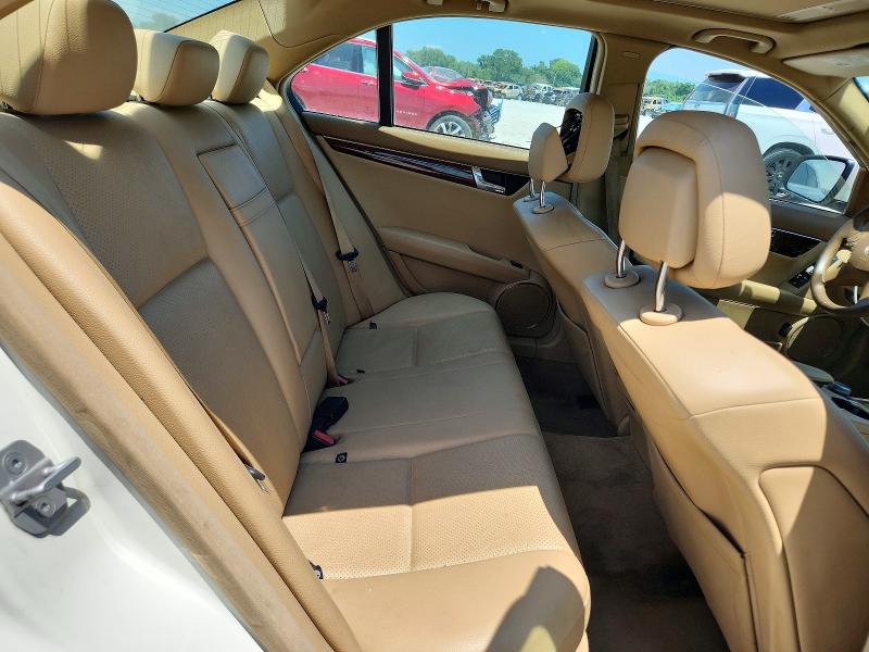 59645946 :رقم المزاد ، WDDGF81X08F112061 vin ، 2008 Mercedes-benz C مزاد بيع