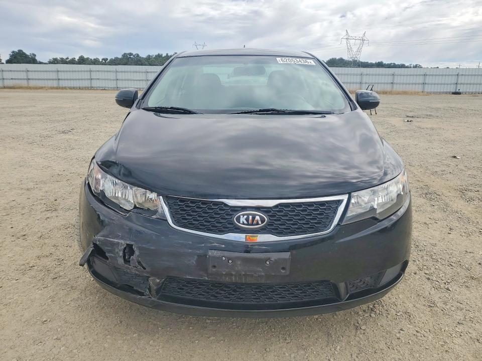 62053436 :رقم المزاد ، KNAFU4A27B5459132 vin ، 2011 Kia Forte مزاد بيع