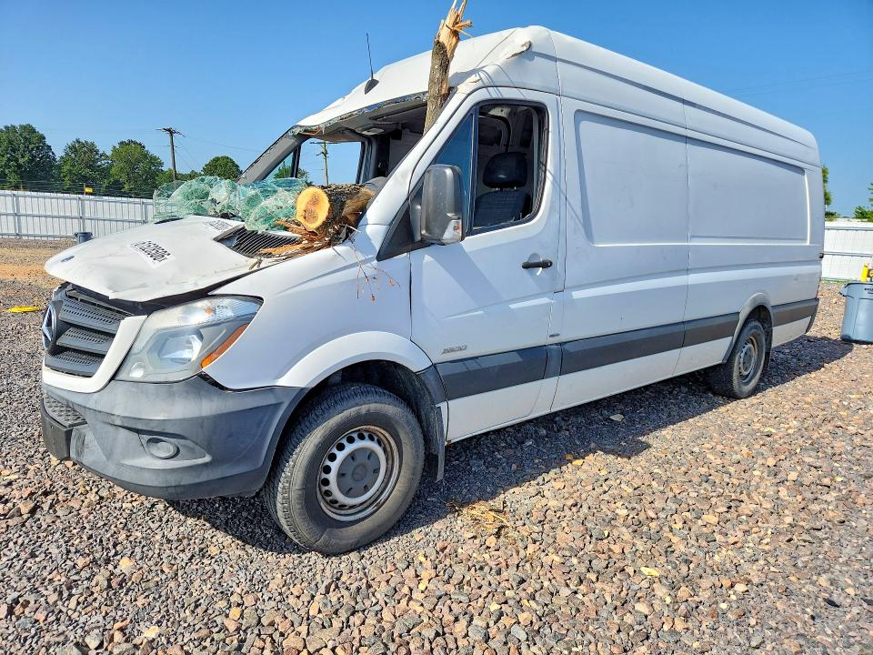 Продажа на аукционе авто 2015 Mercedes-benz Sprinter, vin: WD3PE8DC8F5988878, номер лота: 61528506