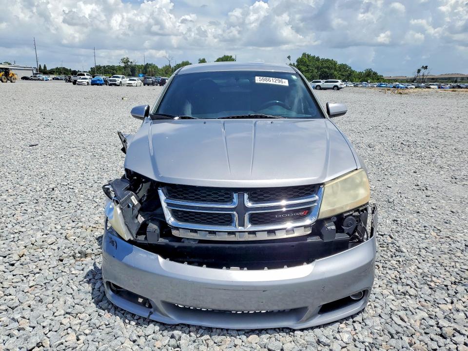 2013 Dodge Avenger მანქანა იყიდება აუქციონზე, vin: 1C3CDZCB0DN510770, აუქციონის ნომერი: 59861296