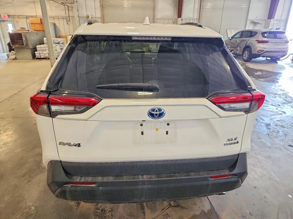 Aukcja sprzedaży 2021 Toyota Rav4 Hybrid, vin: 2T3R6RFV3MW006440, numer aukcji: 63118206