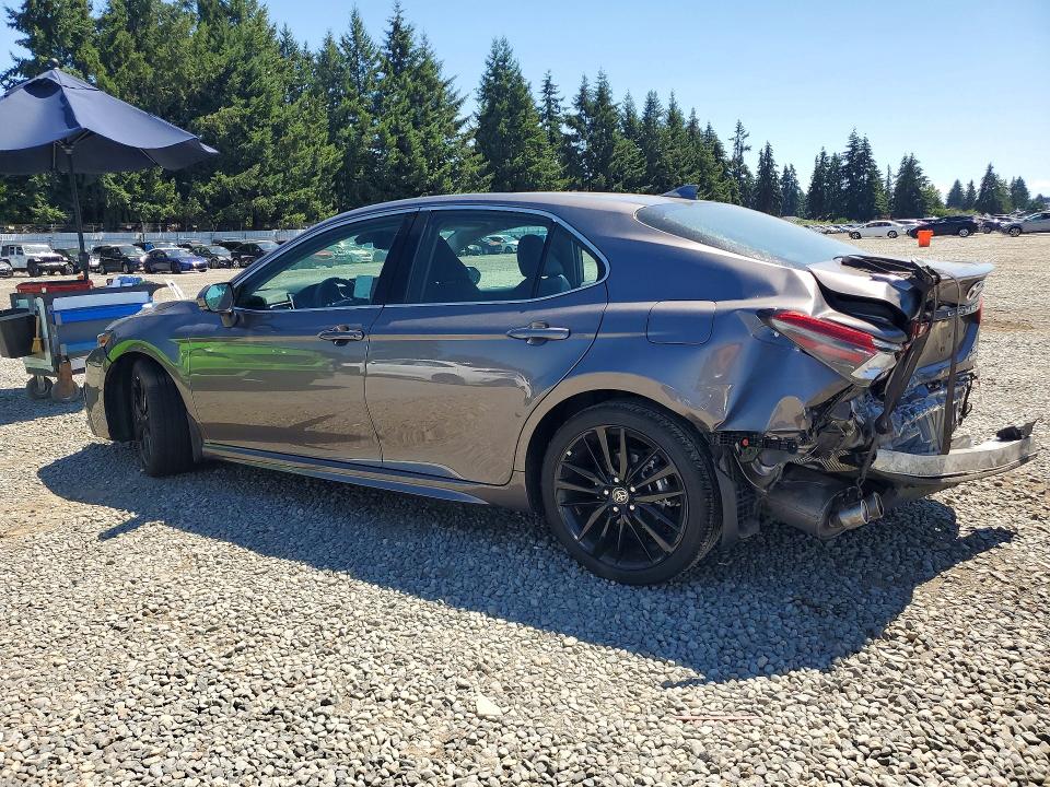 62423746 :رقم المزاد ، 4T1K31AK0PU615443 vin ، 2023 Toyota Camry مزاد بيع