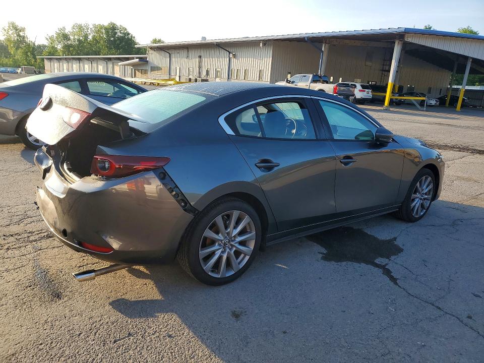 60421986 :رقم المزاد ، JM1BPACLXT1860521 vin ، 2026 Mazda 3 مزاد بيع