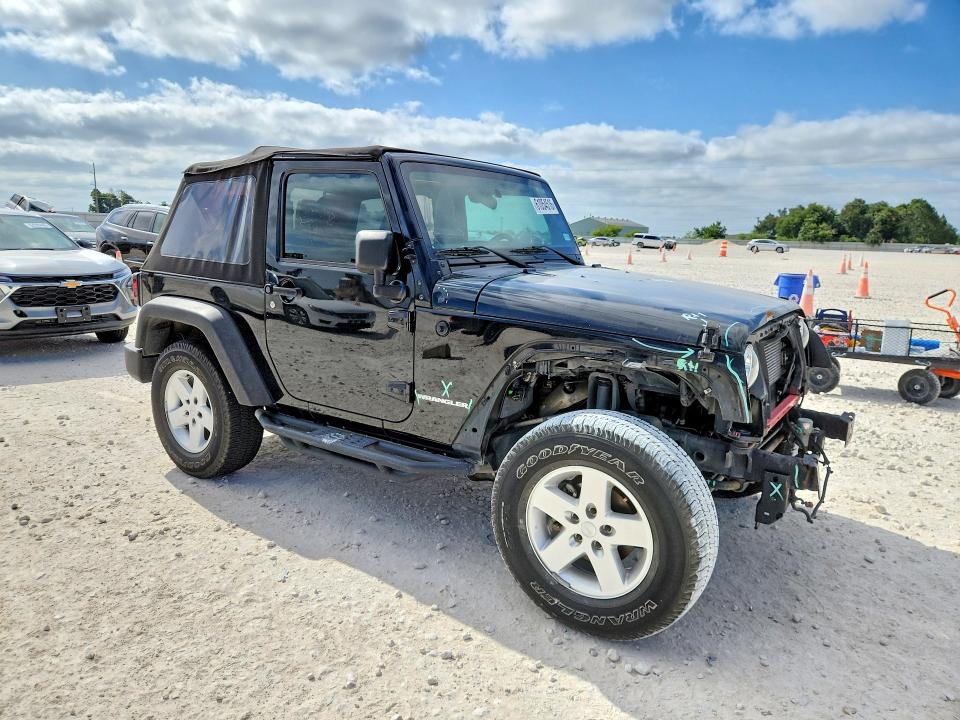 61054516 :رقم المزاد ، 1C4GJWAG3HL735771 vin ، 2017 Jeep Wrangler مزاد بيع