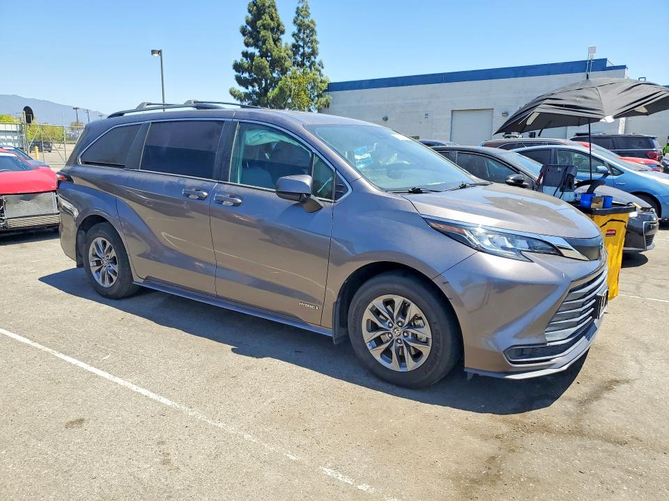 Aukcja sprzedaży 2021 Toyota Sienna, vin: 5TDKRKEC7MS039152, numer aukcji: 63383926