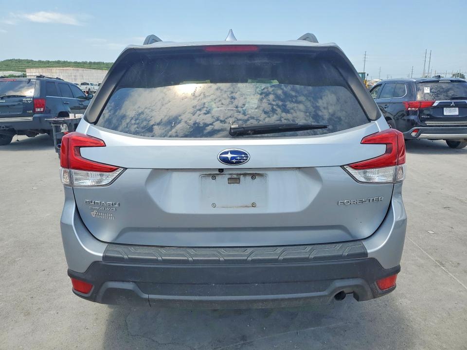 60302326 :رقم المزاد ، JF2SKAEC2KH525093 vin ، 2019 Subaru Forester مزاد بيع