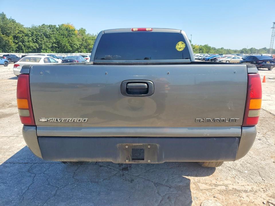 2000 Chevrolet Silverado მანქანა იყიდება აუქციონზე, vin: 2GCEC19T5Y1311410, აუქციონის ნომერი: 59988186