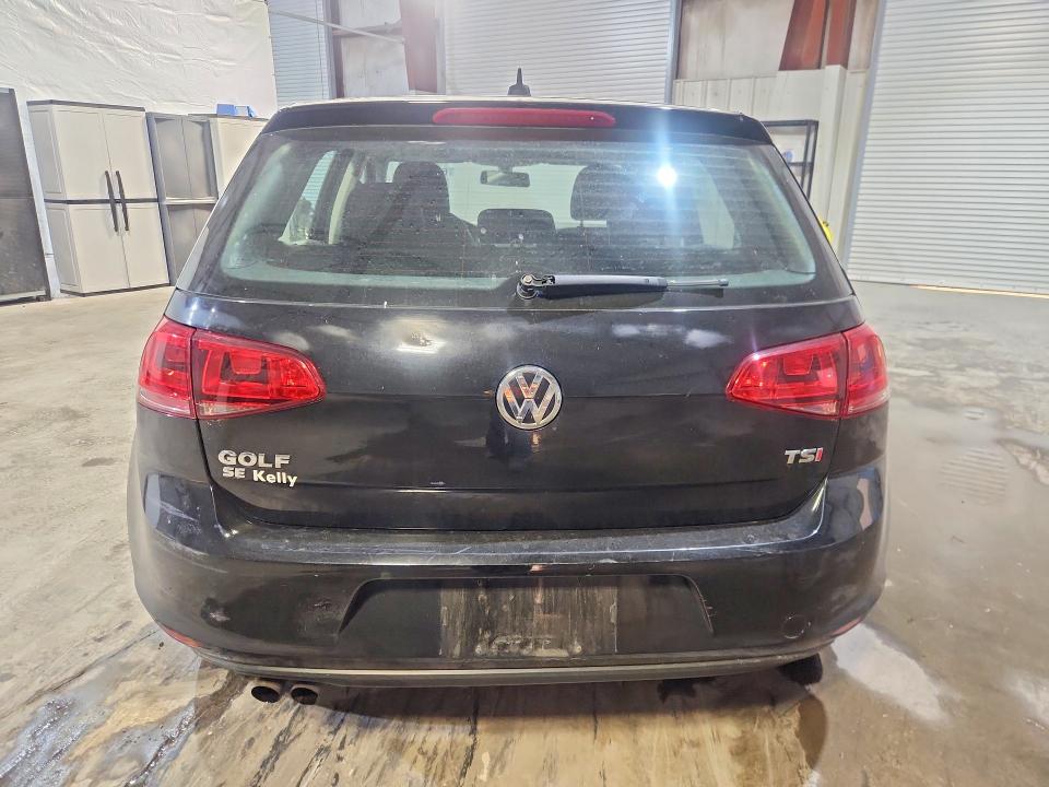 61180986 :رقم المزاد ، 3VW217AU9HM072286 vin ، 2017 Volkswagen Golf مزاد بيع