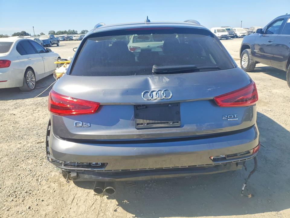 2015 Audi Q3 მანქანა იყიდება აუქციონზე, vin: WA1GFCFS9FR000441, აუქციონის ნომერი: 61719186