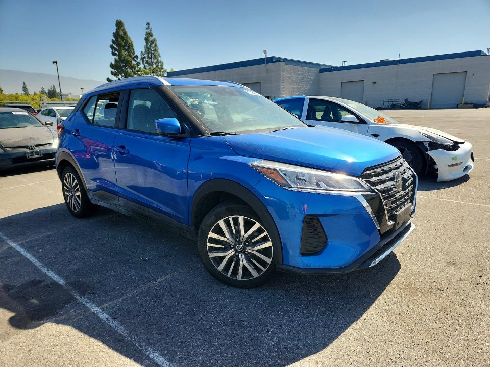 60694346 :رقم المزاد ، 3N1CP5CV9ML478300 vin ، 2021 Nissan Kicks مزاد بيع
