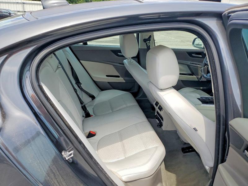 Продажа на аукционе авто 2017 Jaguar Xe, vin: SAJAE4BG2HA947183, номер лота: 60117816