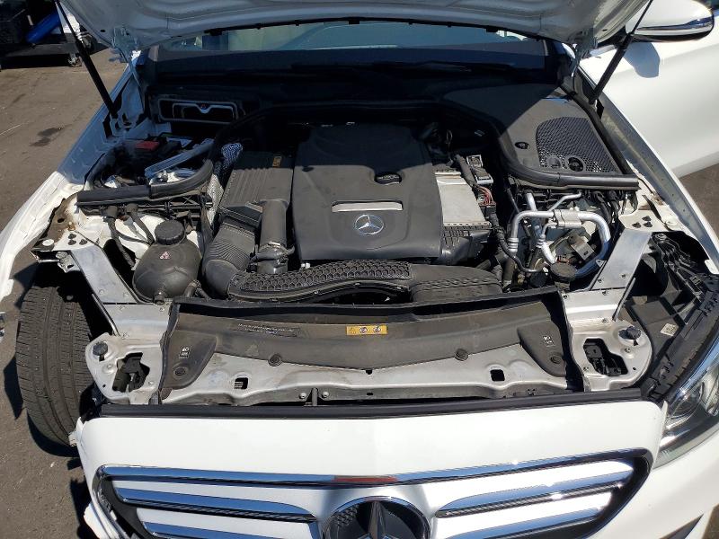 60239586 :رقم المزاد ، WDDZF4JB3JA476337 vin ، 2018 Mercedes-benz E مزاد بيع